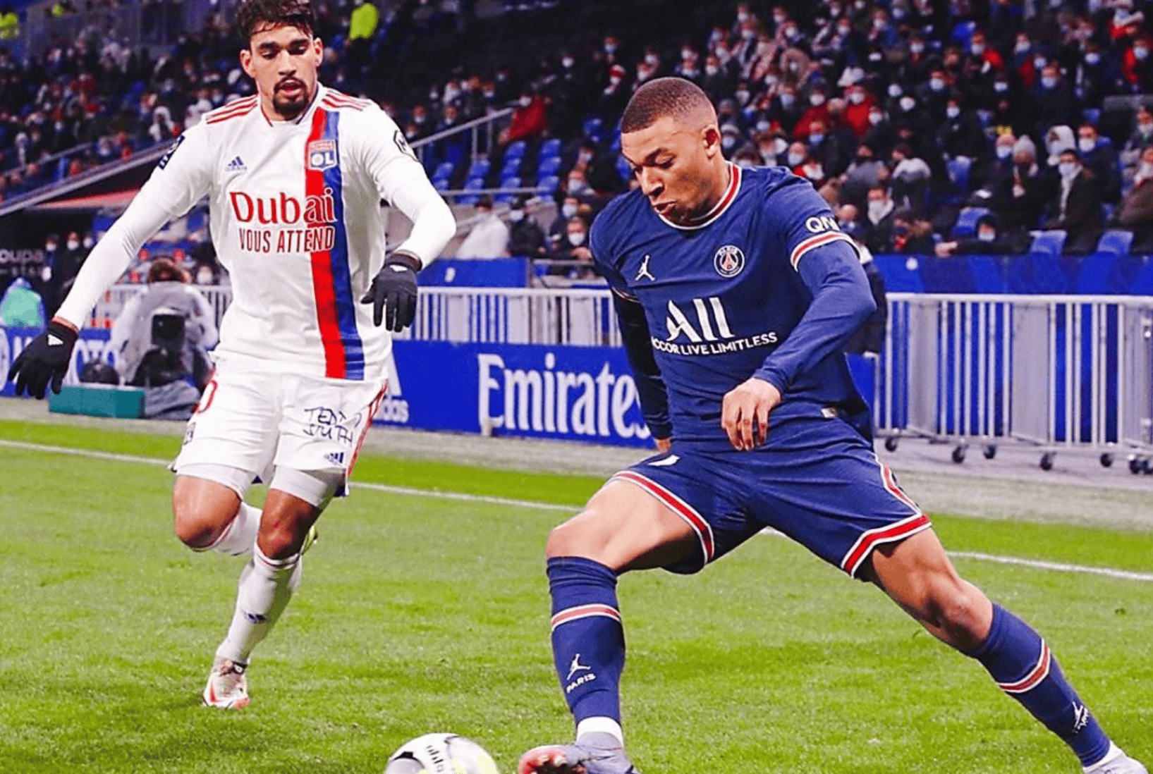 清晨欧超杯传出新动向，托特纳姆外线爆发，管理层表态：底气十足，控场能力受关注的简单介绍