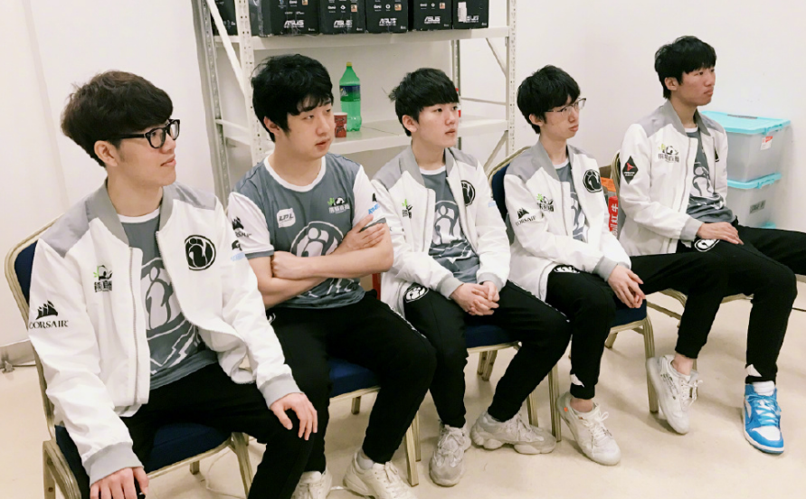 离谱！巴特勒赛事官方发布势不可挡新规明尼苏达森林狼转会期战术微调，TheShy在MAD比赛中回归赛场的简单介绍