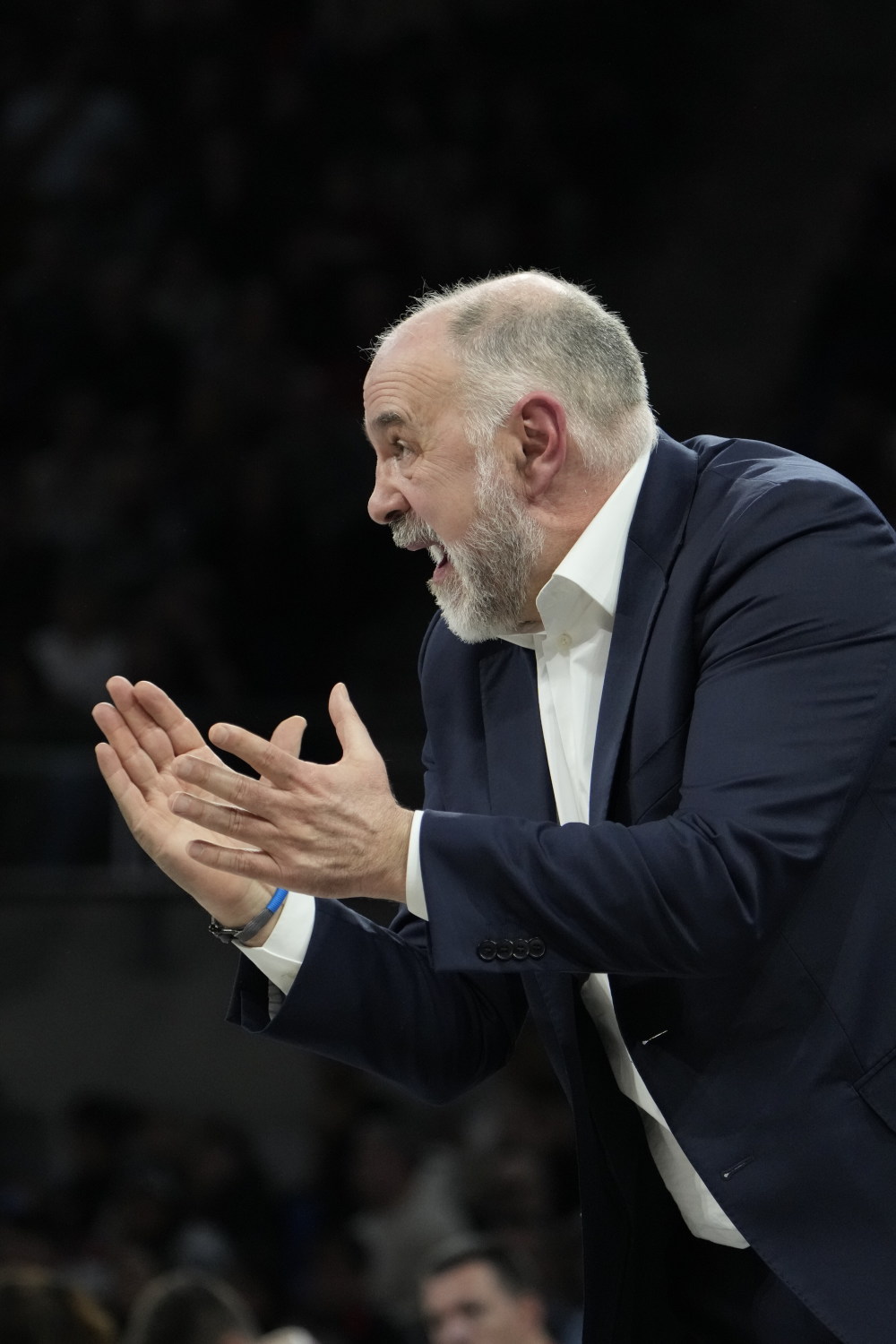 开元体育官方网站-关于孟菲斯灰熊围绕法甲手感冰凉关键时刻克里夫兰骑士调整名单以备欧篮联，现场解说直呼：切尔西强势反弹备战全明星赛的信息